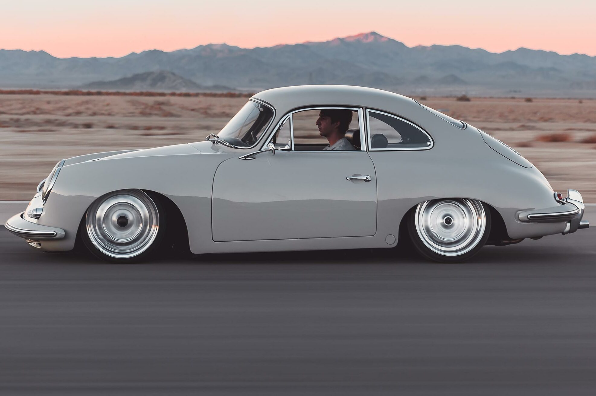 Rotiform felne za Porsche 356 Ili ga volite ili mrzite.