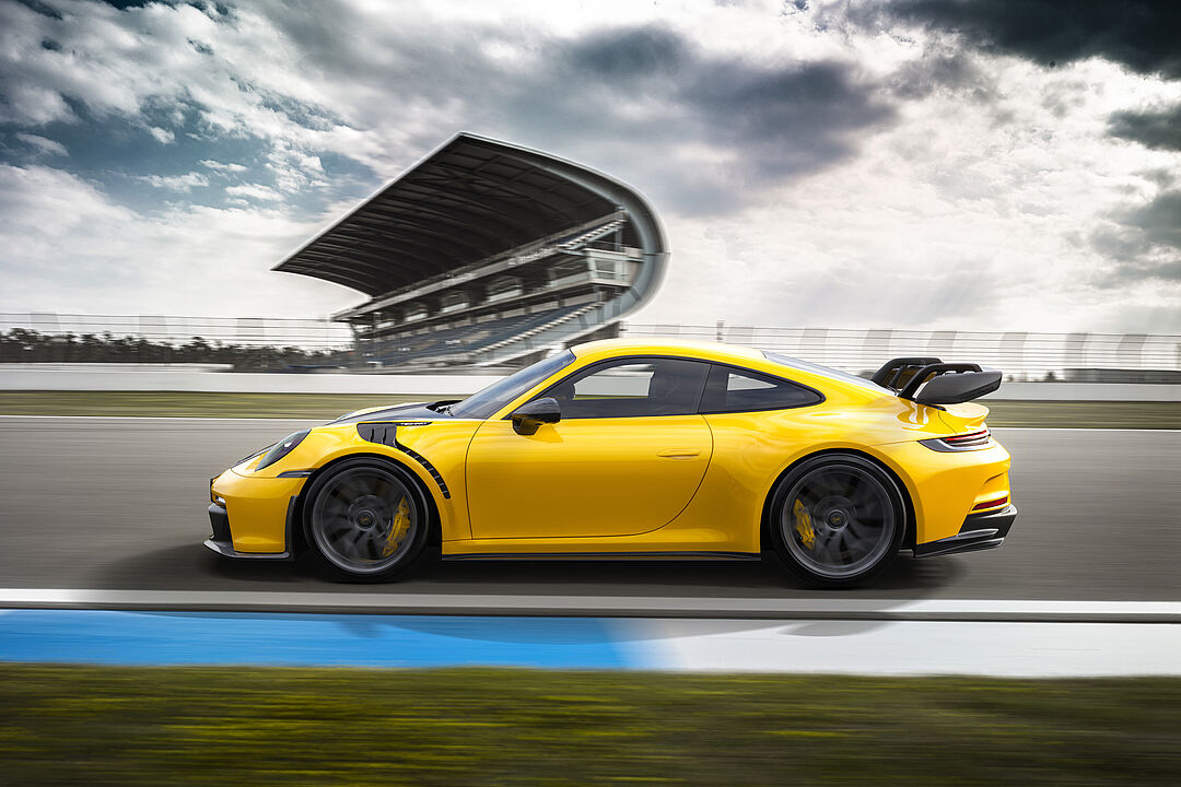 TECHART predstavlja kompletan karbonski aeropaket  za Porsche 911 GT3 kao i novi kovani točak Formula VII.