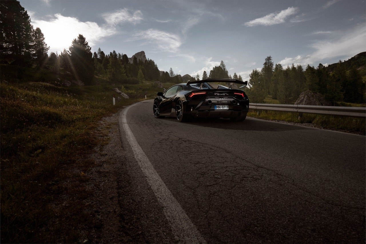 NOVITEC LAMBORGHINI HURACAN STO