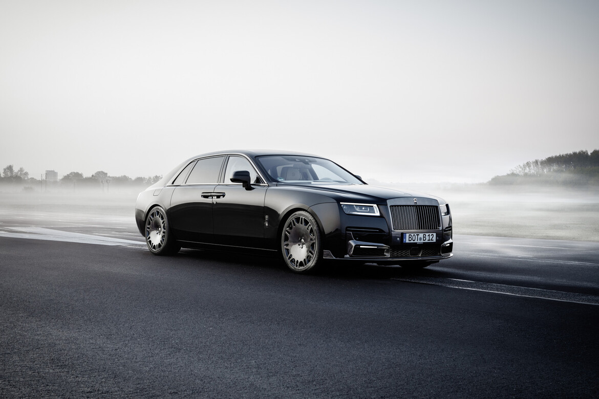 BRABUS 700 – ZASNOVAN NA ROLLS-ROYCE GHOST